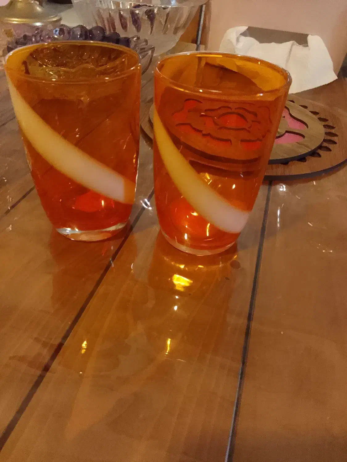 یک جفت لیوان قدیمی|کلکسیون اشیاء عتیقه|گرگان, |دیوار