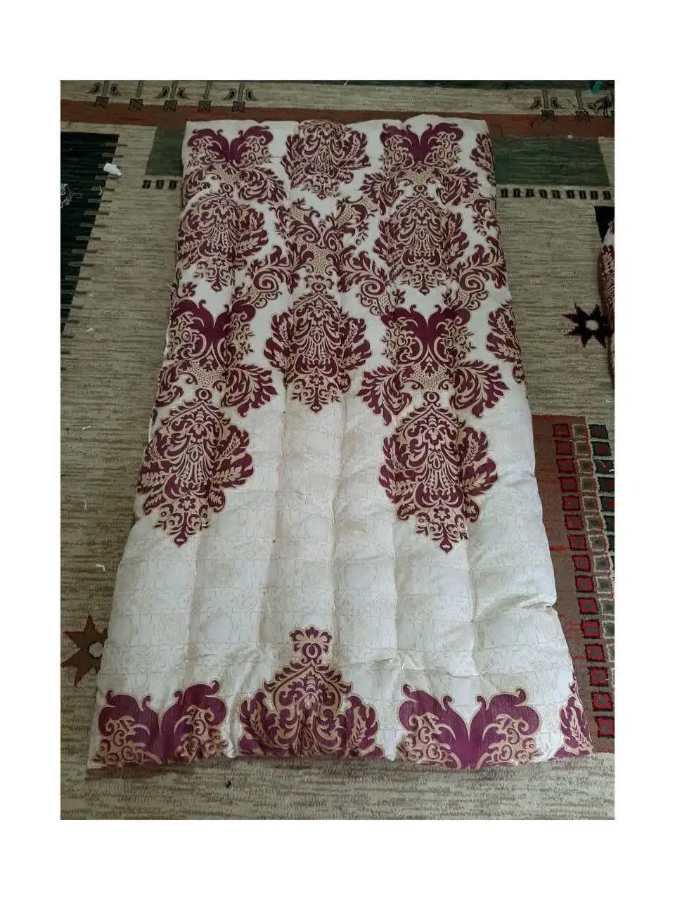 تشک و لحاف دوزی قاسمی|رختخواب، بالش، پتو|نکا, |دیوار