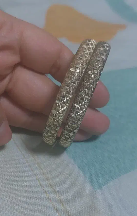 النگو|بدلیجات|رشت, توشیبا|دیوار