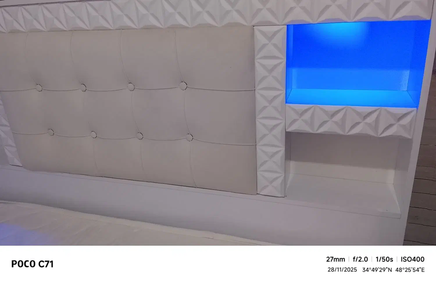 تخت دونفره چراغ دار|تخت و سرویس خواب|همدان, |دیوار