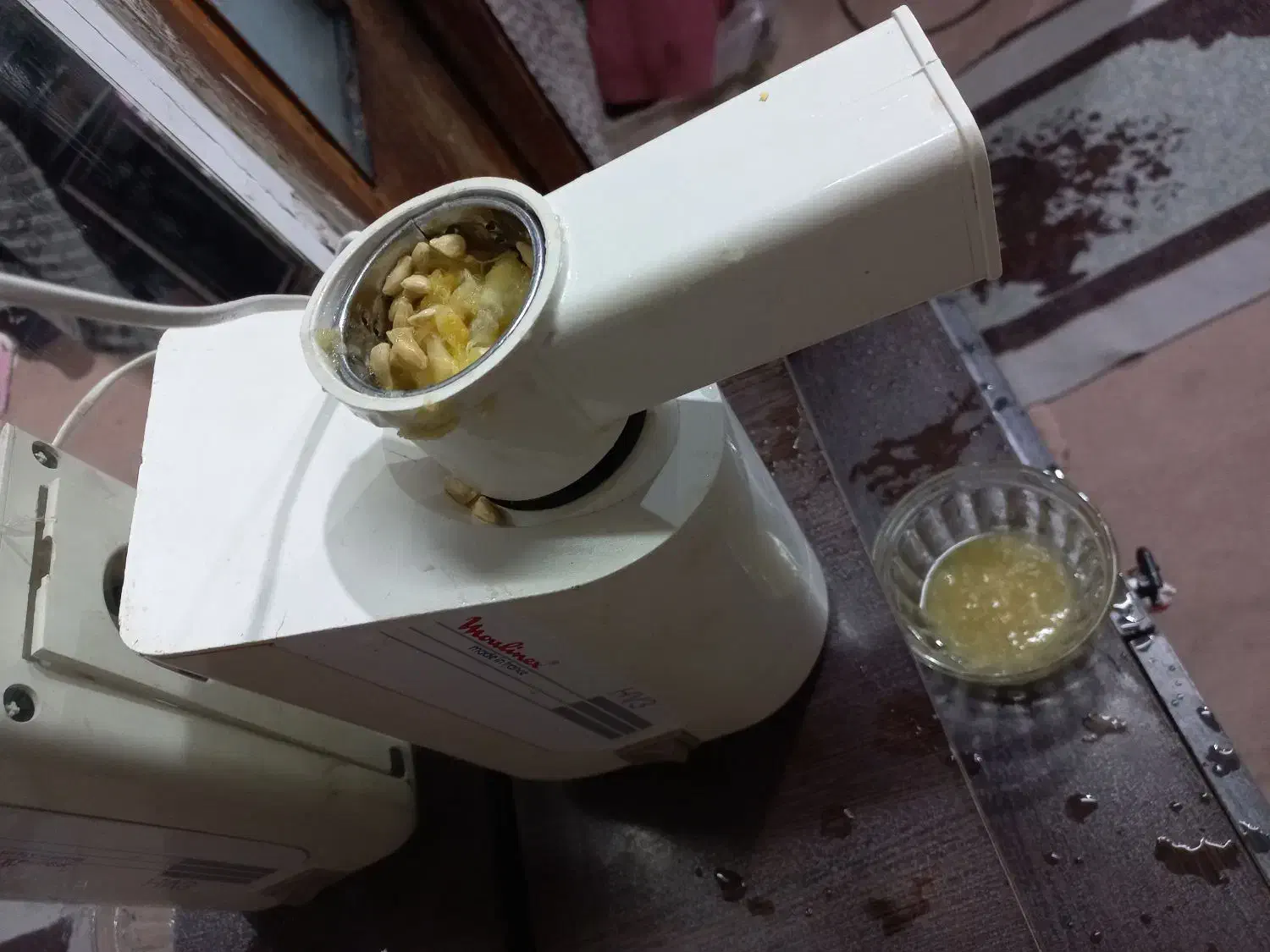 دستگاه آبمیوه گیری|آبمیوه‌گیر و آب‌مرکبات‌گیر|رشت, سلیمانداراب|دیوار