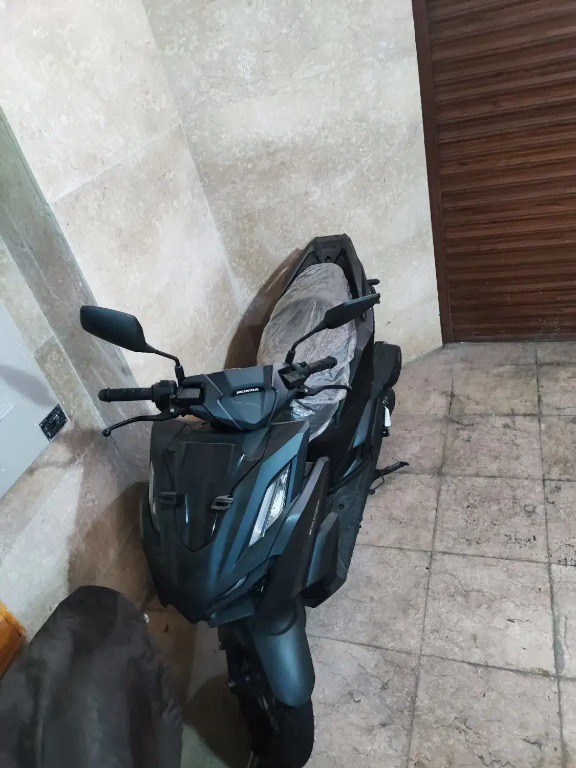 کیلیک واریو 160اصلی|موتورسیکلت|تهران, امام زاده حسن|دیوار