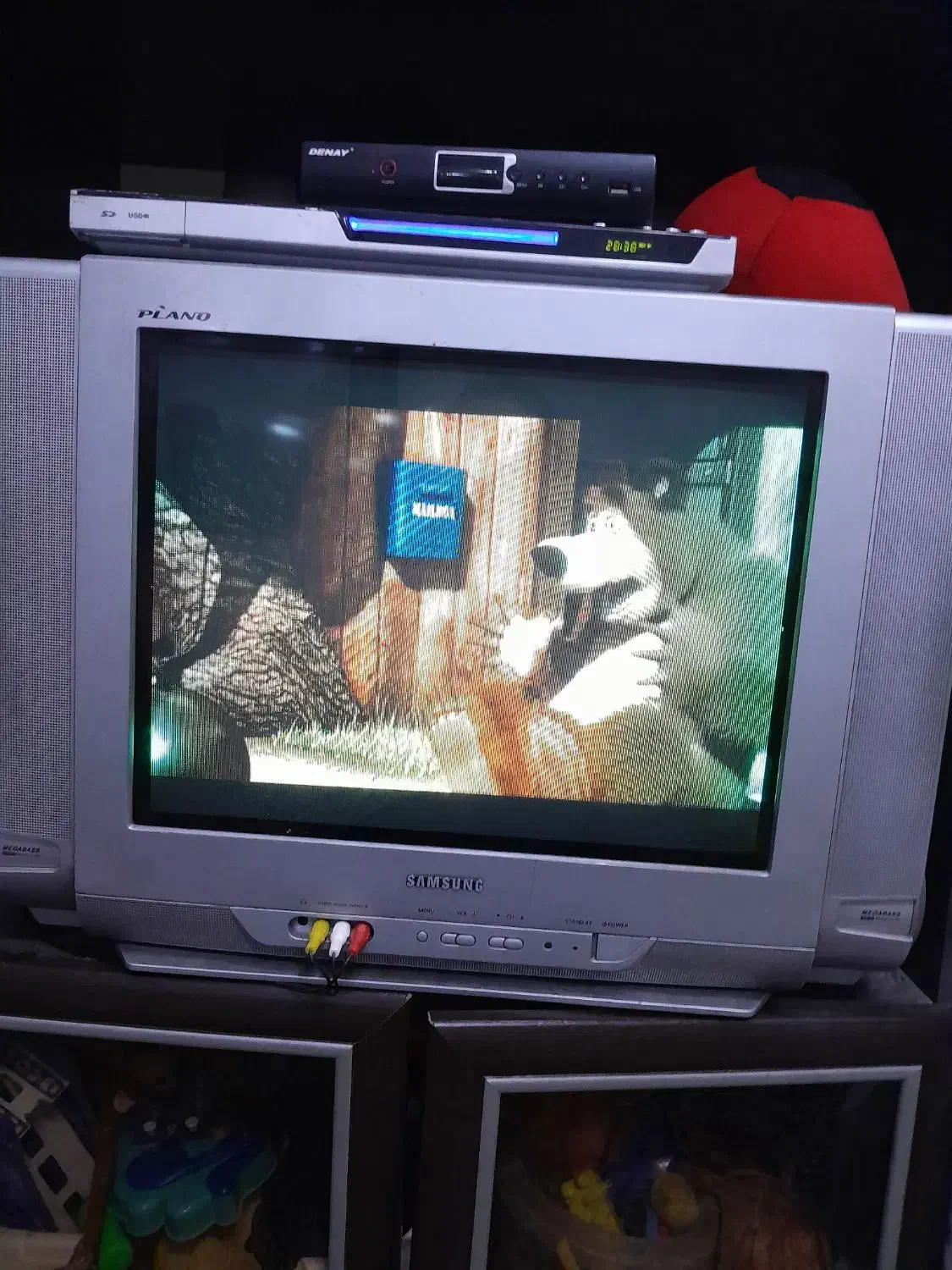 تلویزیون ۲۱ اینچ سامسونگ|تلویزیون و پروژکتور|قم, شهرک فاطمیه|دیوار