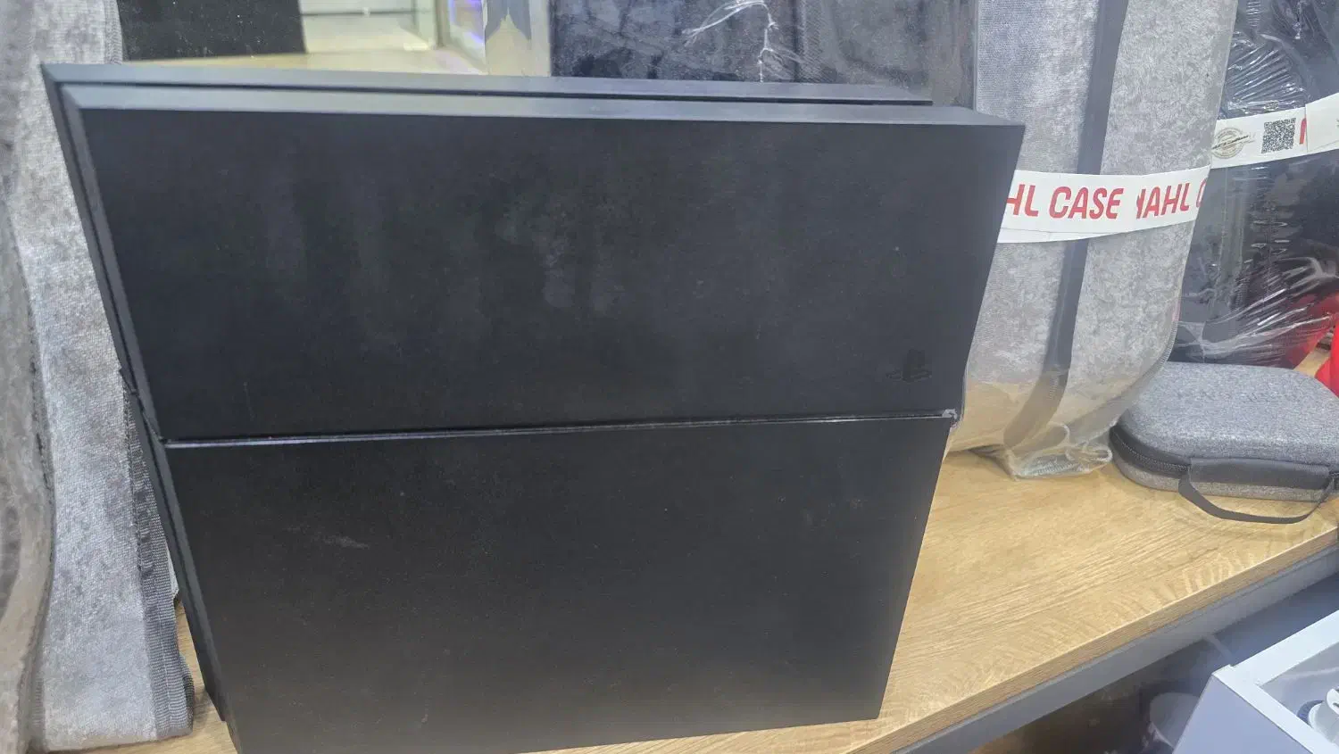 انواع کنسول PS4 با کارتن و مهلت تست|کنسول، بازی ویدئویی و آنلاین|بندرعباس, |دیوار