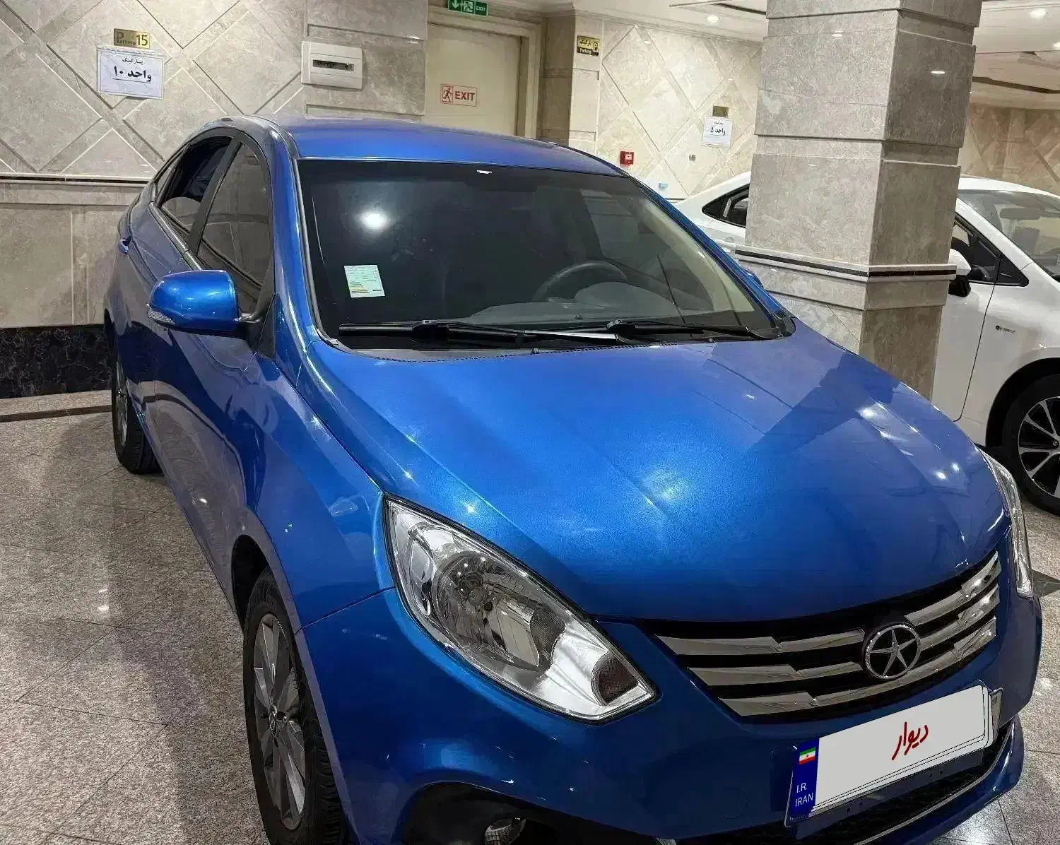 J4 رنگ خاص آبی زنگاری متالیک|خودرو سواری و وانت|تهران, ونک|دیوار