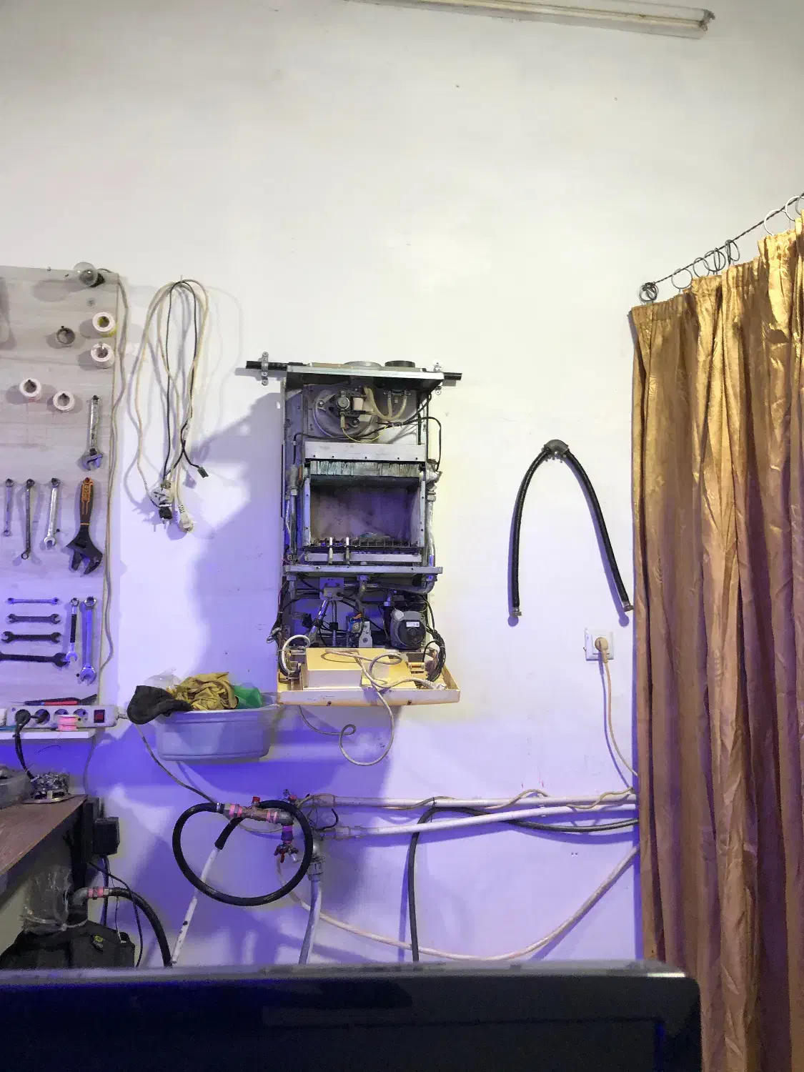 تعمیرات پکیچ بخاری ابگرم کن دیواری|آبگرمکن، پکیج، شوفاژ|قائم‌شهر, |دیوار