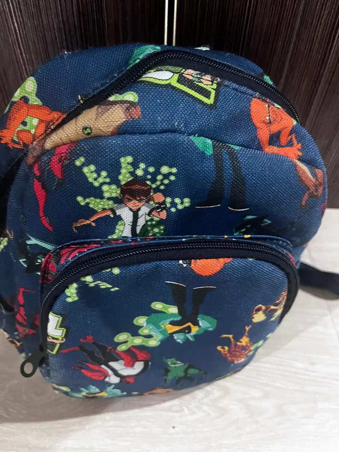 کوله نو و خوشرنگ سایز متوسط|کیف، کفش، کمربند|رشت, سعدی (تختی)|دیوار