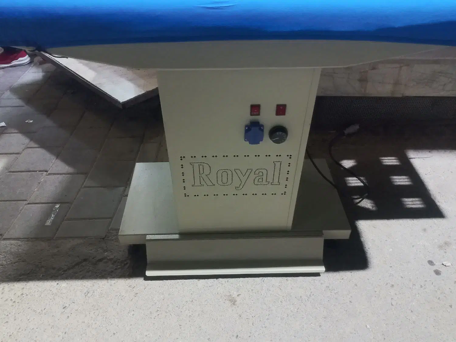 مکش رویال|چرخ خیاطی و ریسندگی|بهارستان, |دیوار