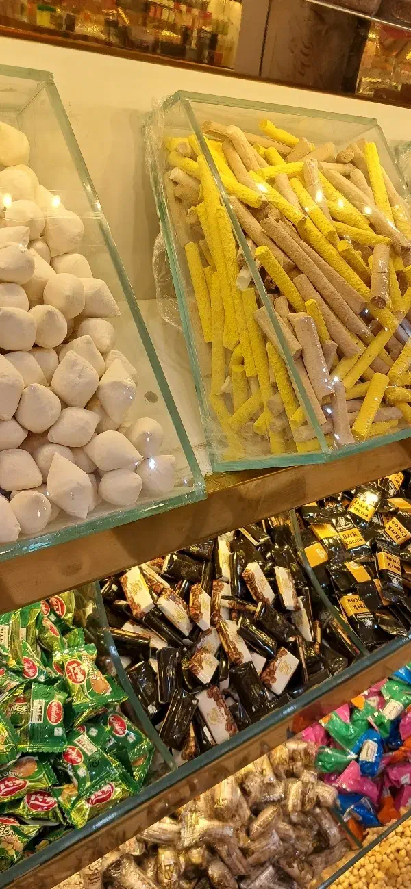 انبار دار جهت کار در بازار رضا|استخدام خدمات فروشگاه و رستوران|مشهد, عیدگاه|دیوار