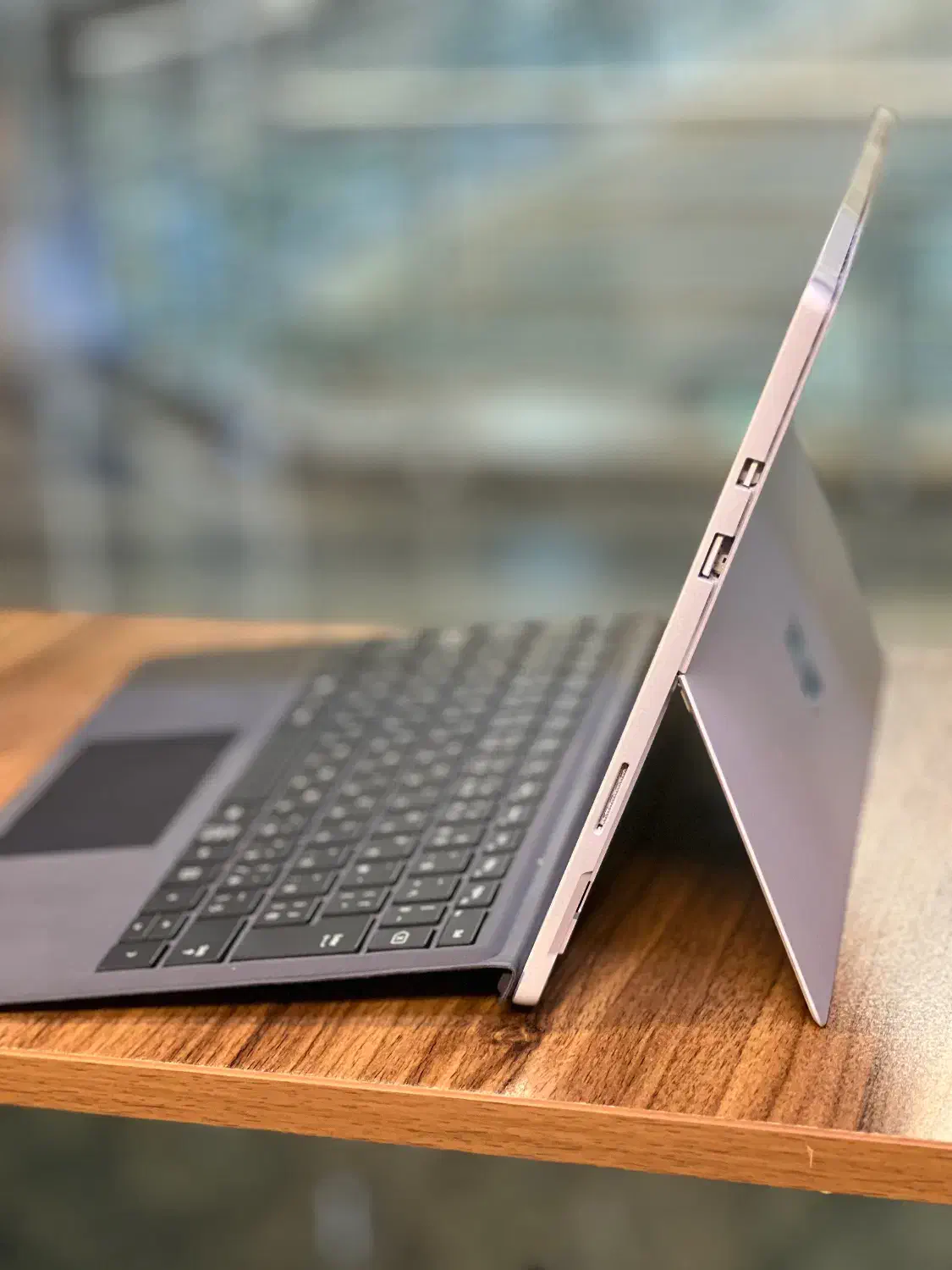 مایکروسافت Surface Pro 5 سبک و پرقدرت|رایانه همراه|تهران, فلسطین (میدان انقلاب)|دیوار