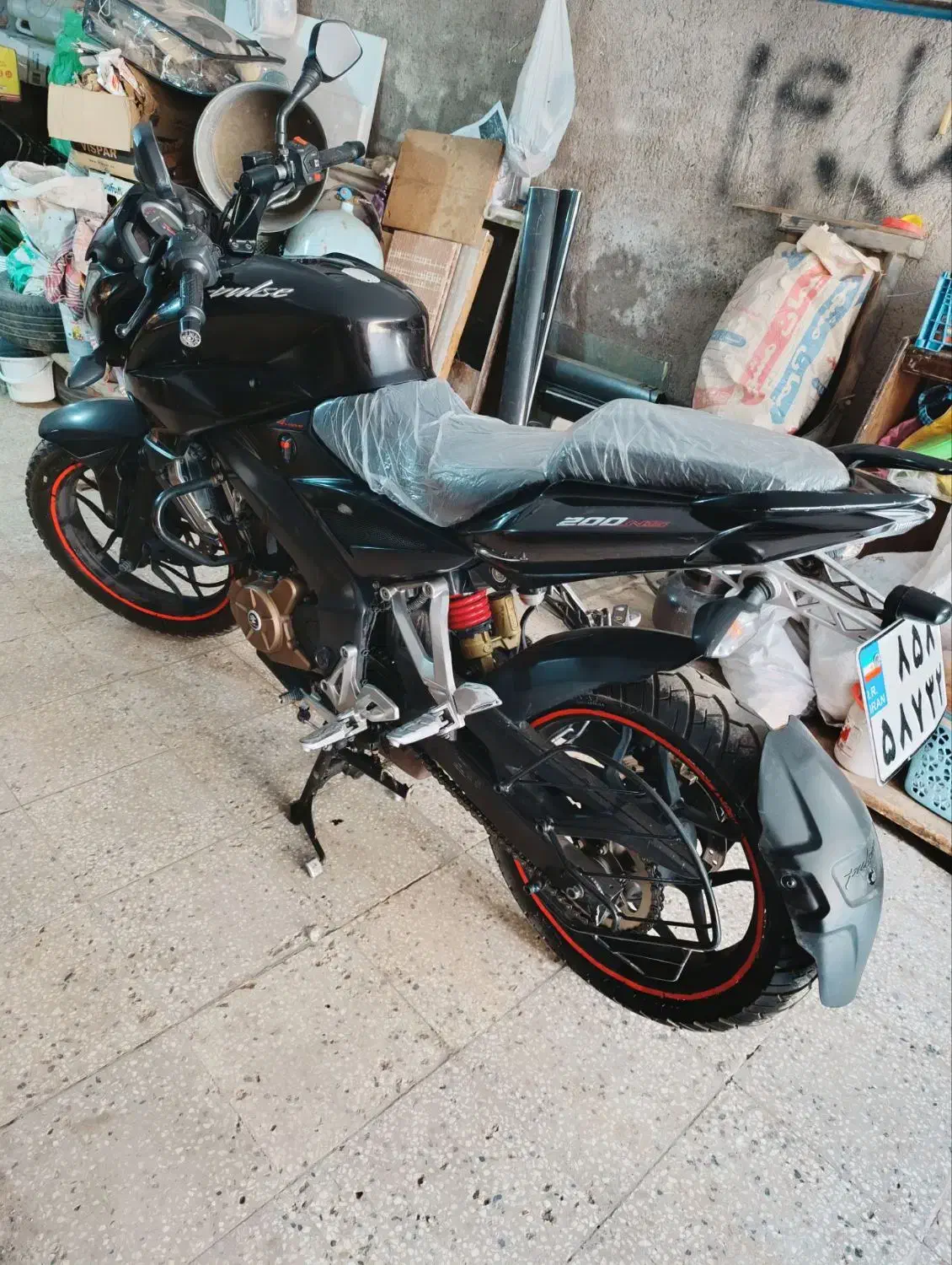 ان اس ۲۰۰ مدل ۹۳ مدارک کامل|موتورسیکلت|مشهد, شهرآرا|دیوار