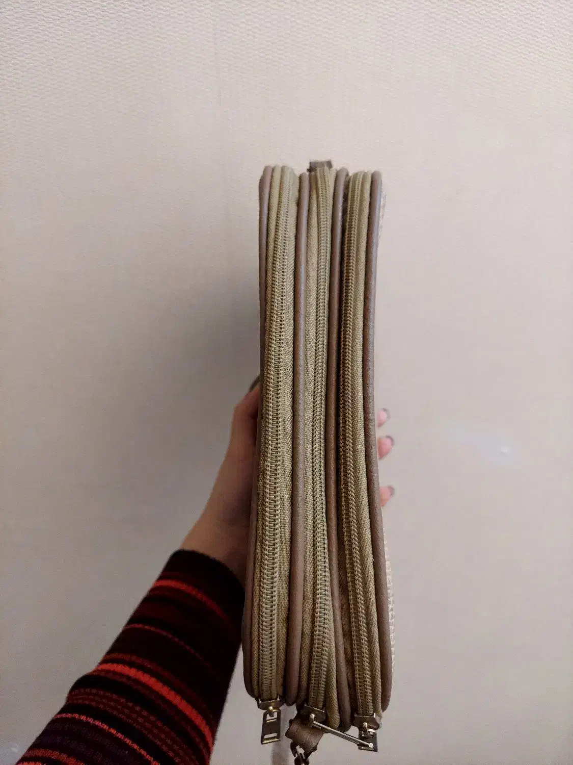 کیف دوشی جا دار کرم قهوه ای|کیف، کفش، کمربند|مشهد, جاهد شهر|دیوار