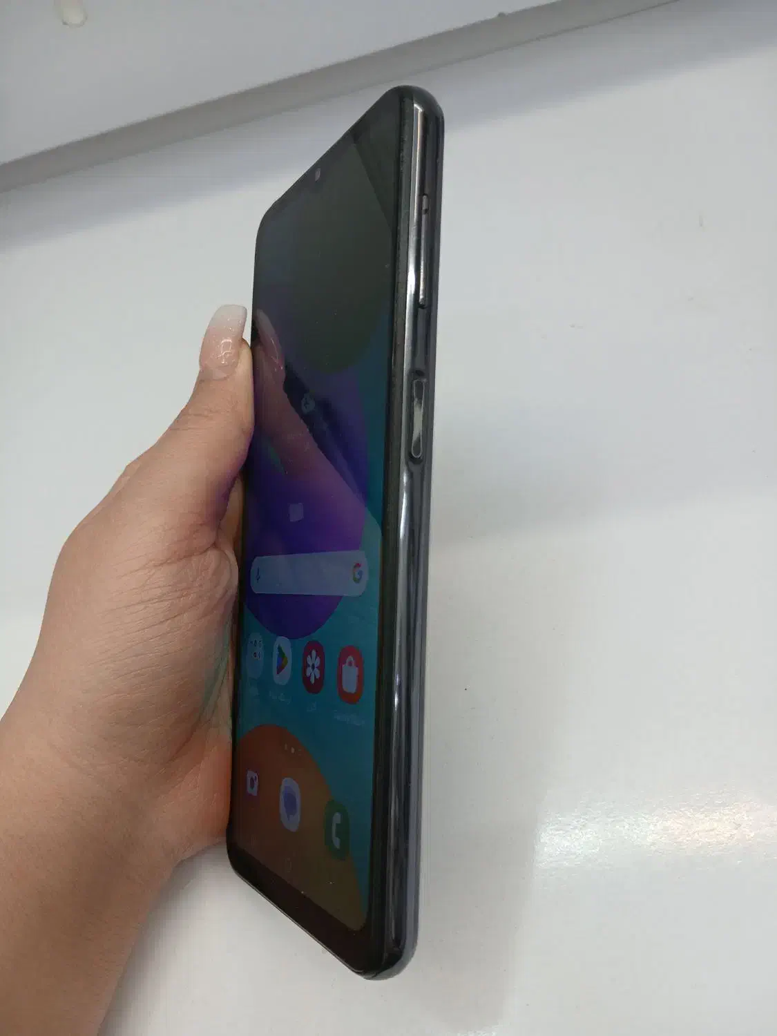 M32|موبایل|تهران, خاک سفید|دیوار