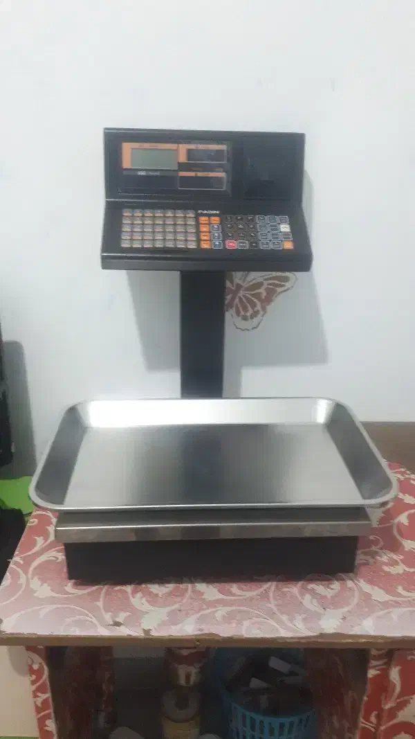 ترازوی رادین۴۰کیلویی|فروشگاه و مغازه|سنندج, |دیوار