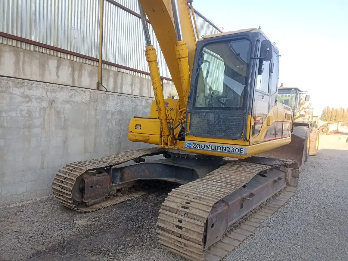 بیل مکانیکی زوملاین مدل 2012|خودرو سنگین|میاندوآب, |دیوار