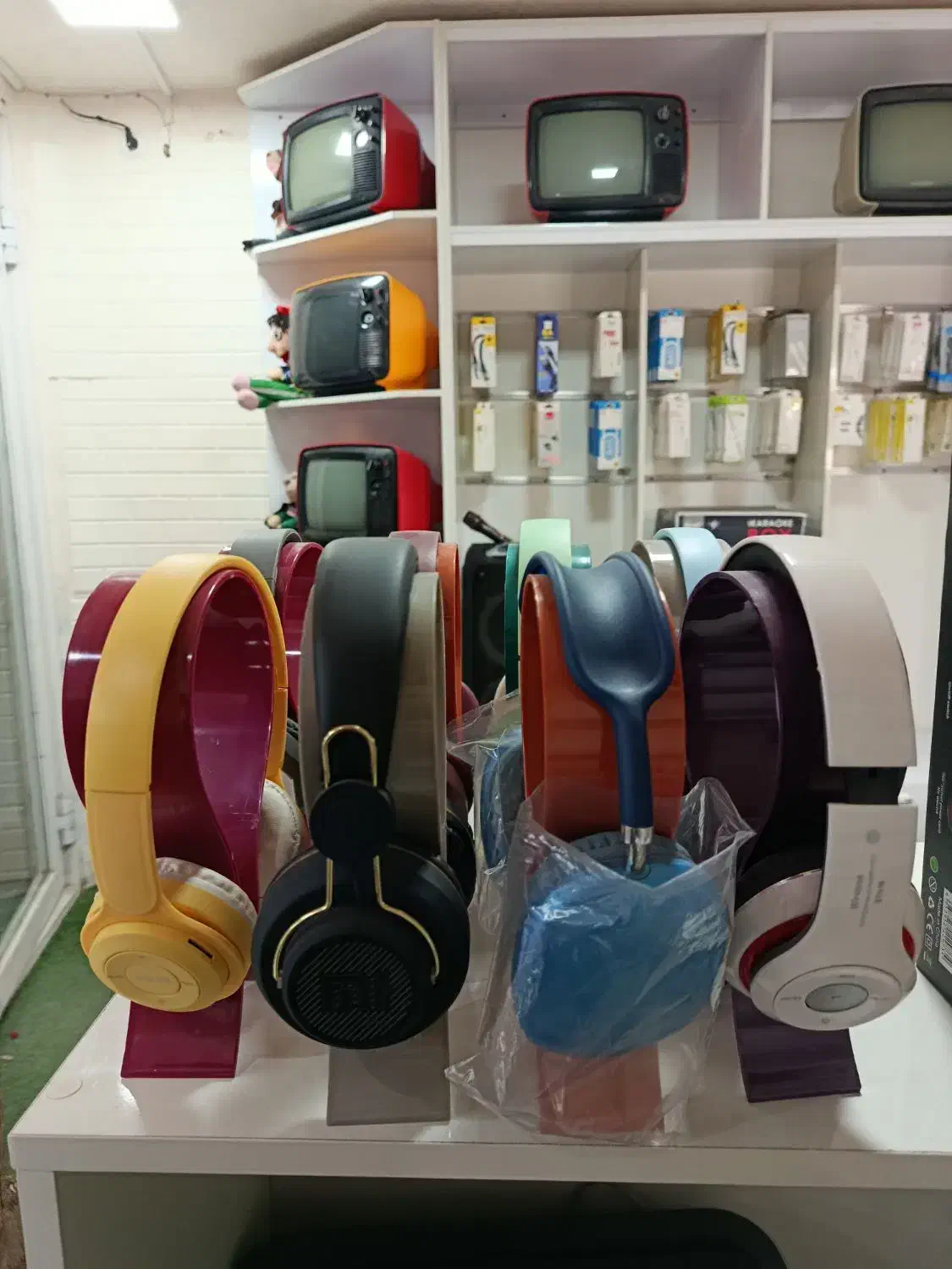 فروش ایرپاد و انواع هدفون قیمت خرید|لوازم جانبی موبایل و تبلت|اردبیل, |دیوار