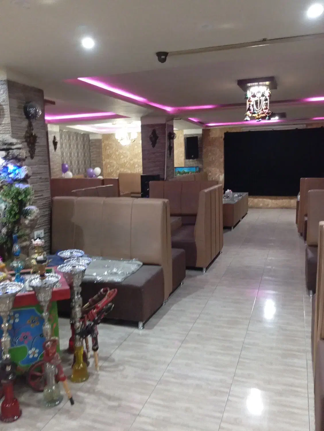 مبل وصندلی سفره خانه وقهوه خانه وکافه|کافی‌شاپ و رستوران|ری, جوانمرد قصاب|دیوار