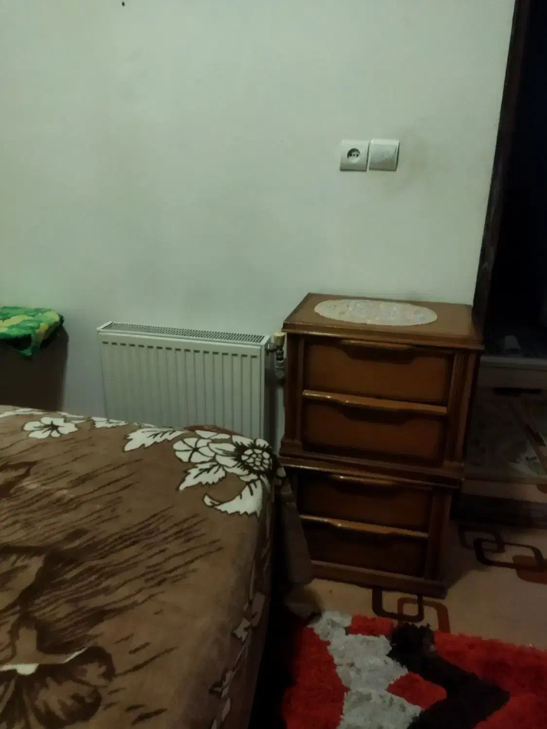 سرویس خواب|تخت و سرویس خواب|گنبد کاووس, |دیوار