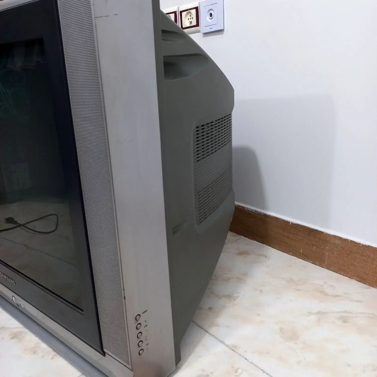 تلوزیون ۲۹ اینچ سامسونگ|تلویزیون و پروژکتور|اسلامشهر, شهرک سالور|دیوار