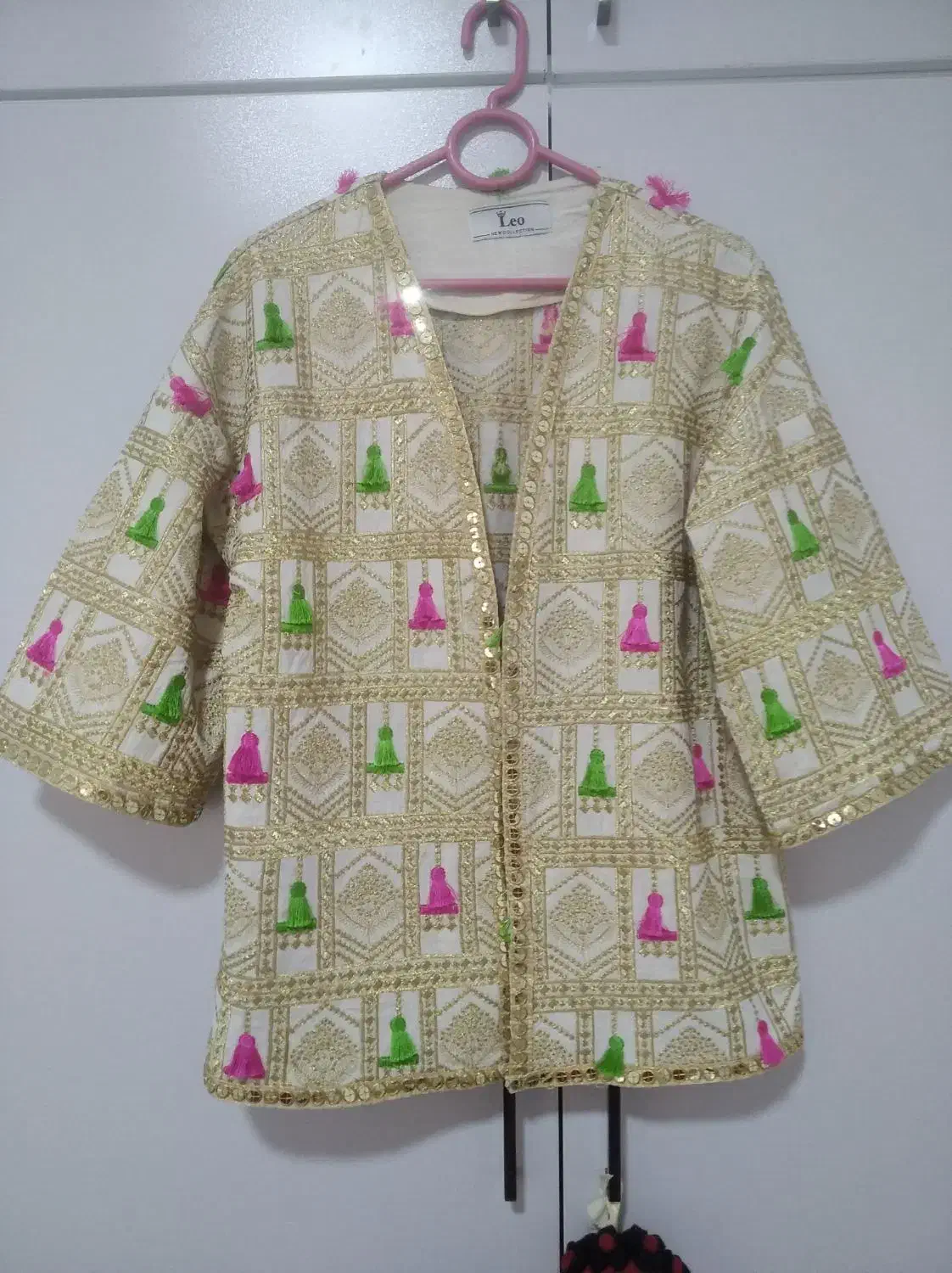 مانتو|لباس|بدره, |دیوار