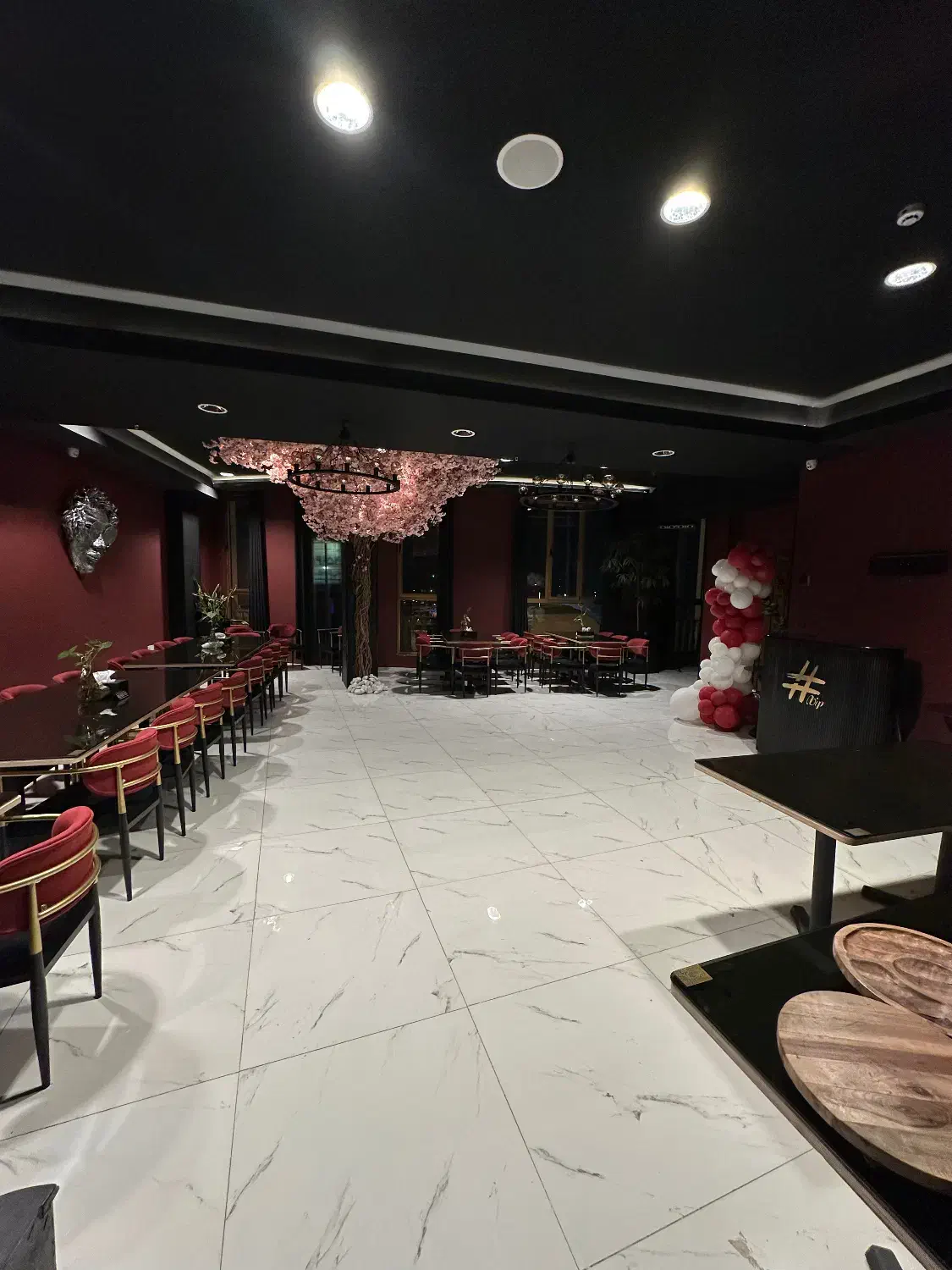 اجاره سالن اتاق تولدvipخصوصی بادکنک فینگرفود|خدمات پذیرایی، مراسم|مشهد, وکیل‌آباد|دیوار