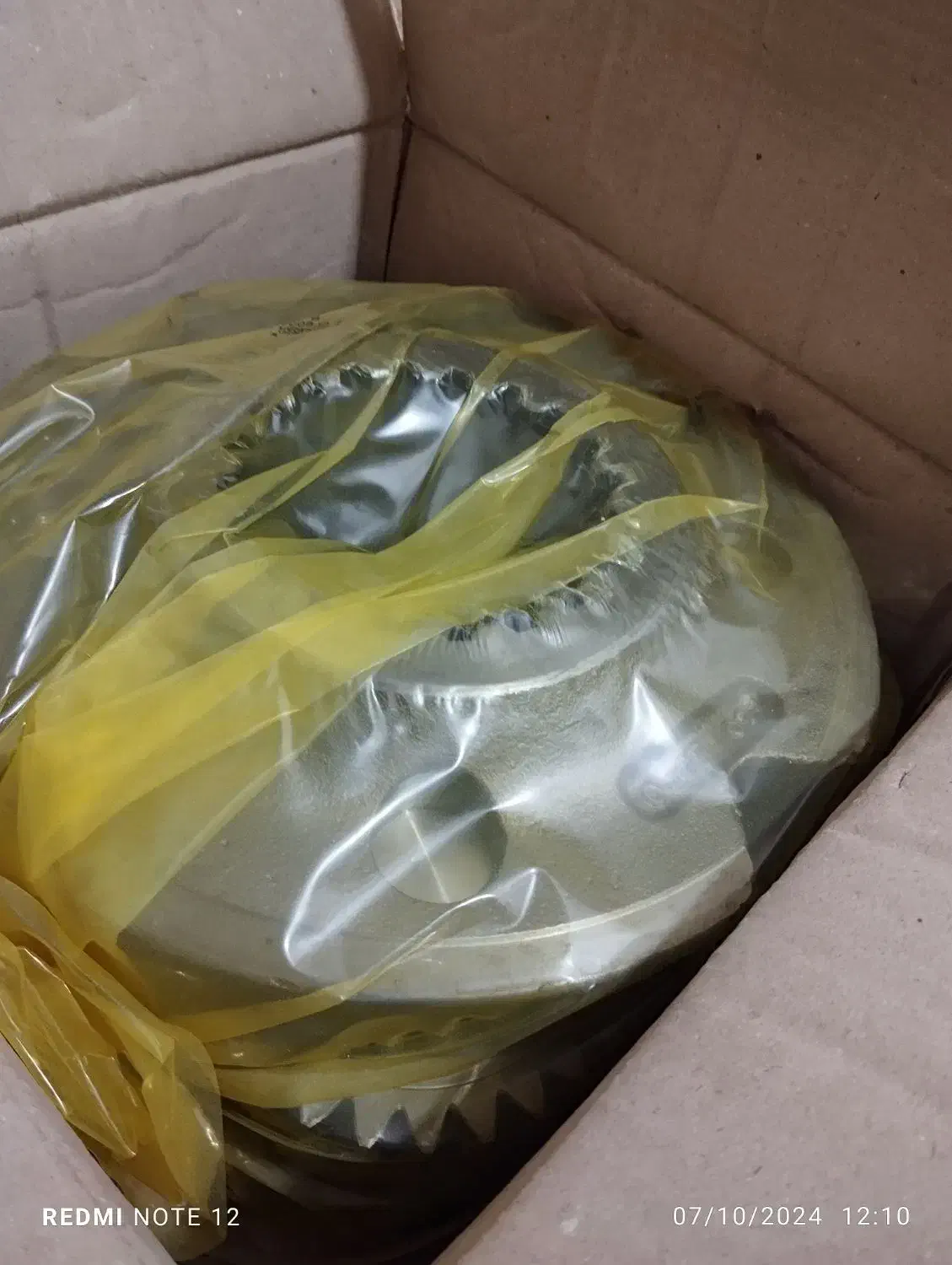 کریر بالای گیربکس چرخ بیل مکانیکی دوو دوسان ۲۳۰|ماشینآلات صنعتی|سیرجان, |دیوار