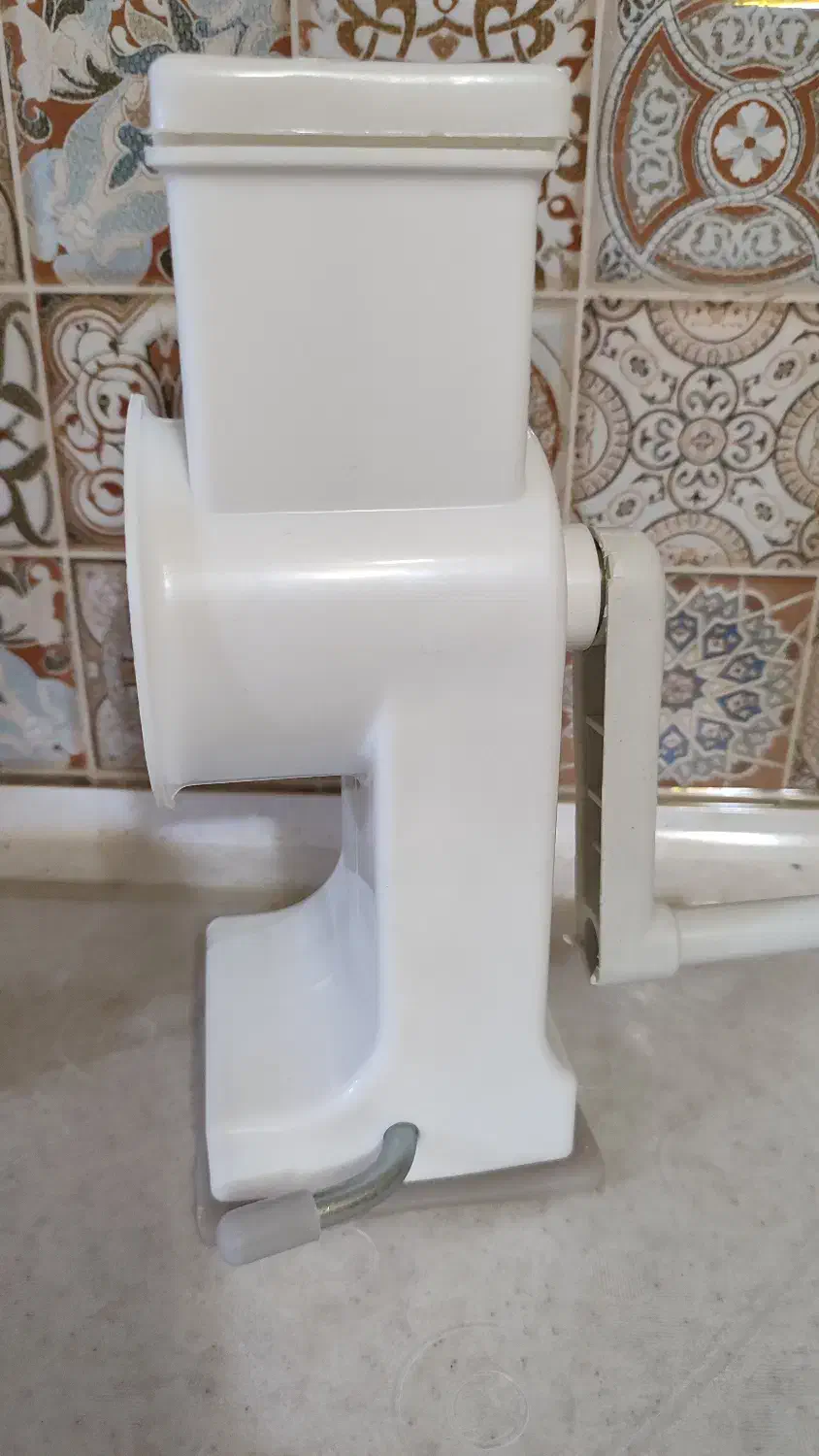 خردکن دستی|خردکن، آسیاب، غذاساز|بناب, |دیوار