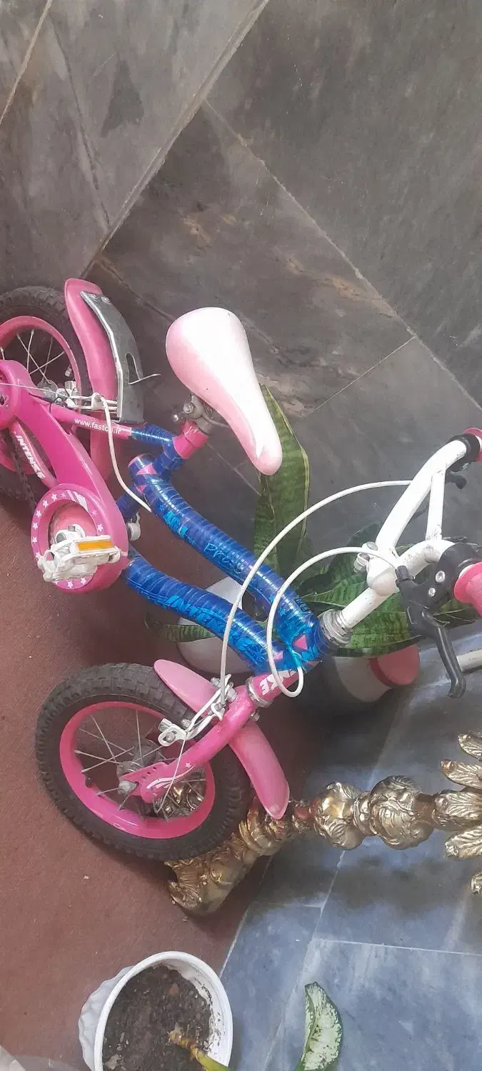 دوچرخه دخترانه سایز ۱۲|دوچرخه، اسکیت، اسکوتر|قرچک, زیبا شهر|دیوار