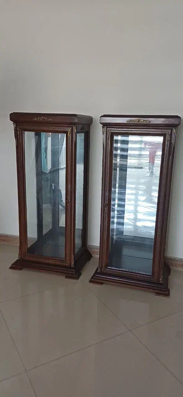 ویترین و کنسول و بوفه|بوفه، ویترین، کنسول|اندیشه, اندیشه فاز ۳|دیوار