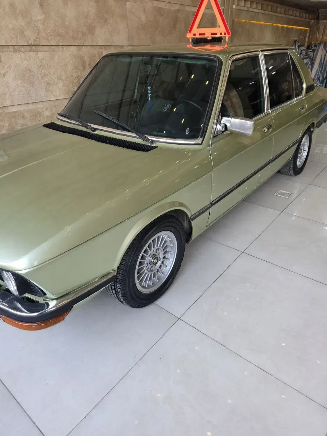 عروسک عتیقه|خودرو کلاسیک|ارومیه, |دیوار