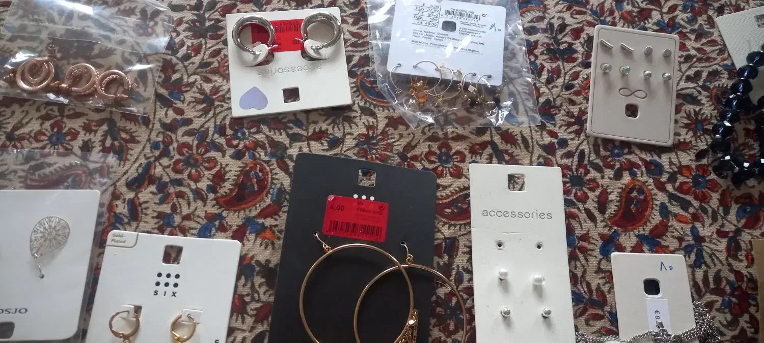 تعدادی بدلیجات نو همه کاور دارند|بدلیجات|تهران, جوادیه تهرانپارس|دیوار