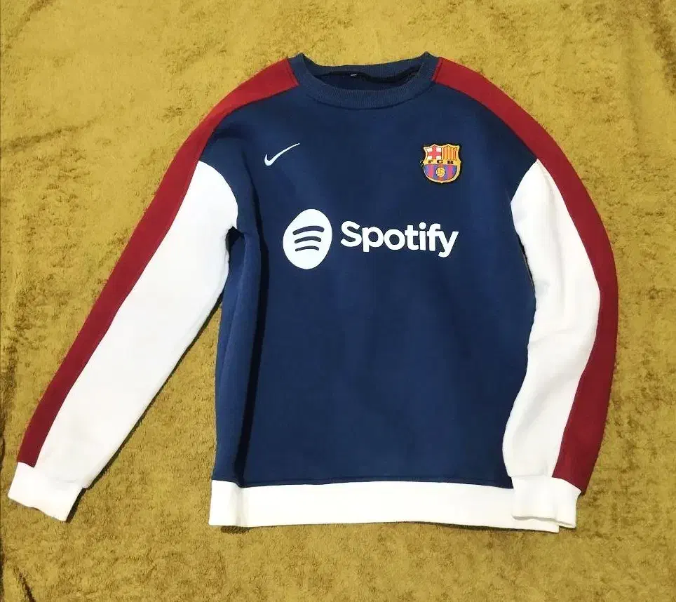 فروش انواع کاپشن دورس هودی بافت و پالتو وارداتی|لباس|ساری, |دیوار