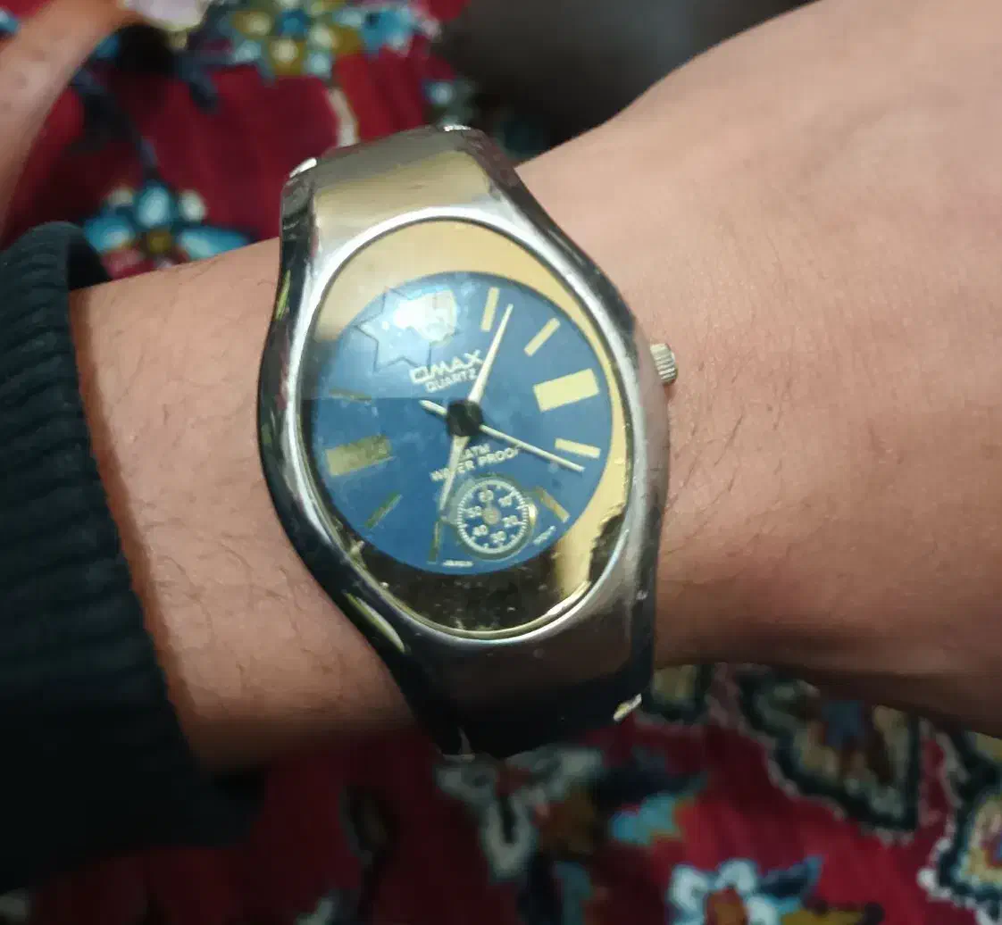 ساعت اوماکس|ساعت|خمینی‌شهر, |دیوار