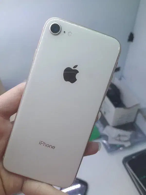 ایفون۸|موبایل|سبزوار, چهارراه فرودگاه|دیوار