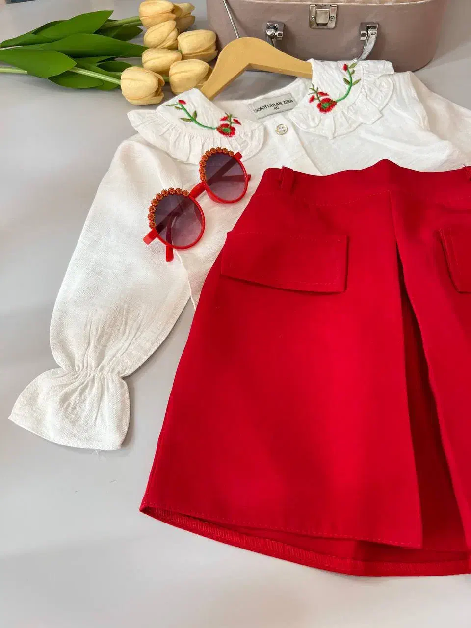 بلوز و دامن و کمربند|کفش و لباس بچه|بناب, |دیوار