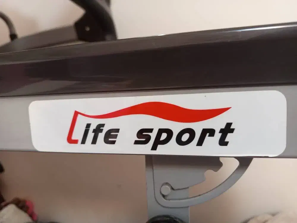 تردمیل و ویبراتور|تجهیزات ورزشی|پردیس, فاز ۱۱|دیوار