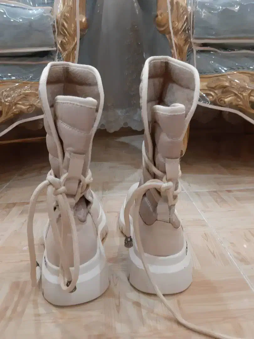 پوتین نو زنانه|کیف، کفش، کمربند|میاندوآب, |دیوار