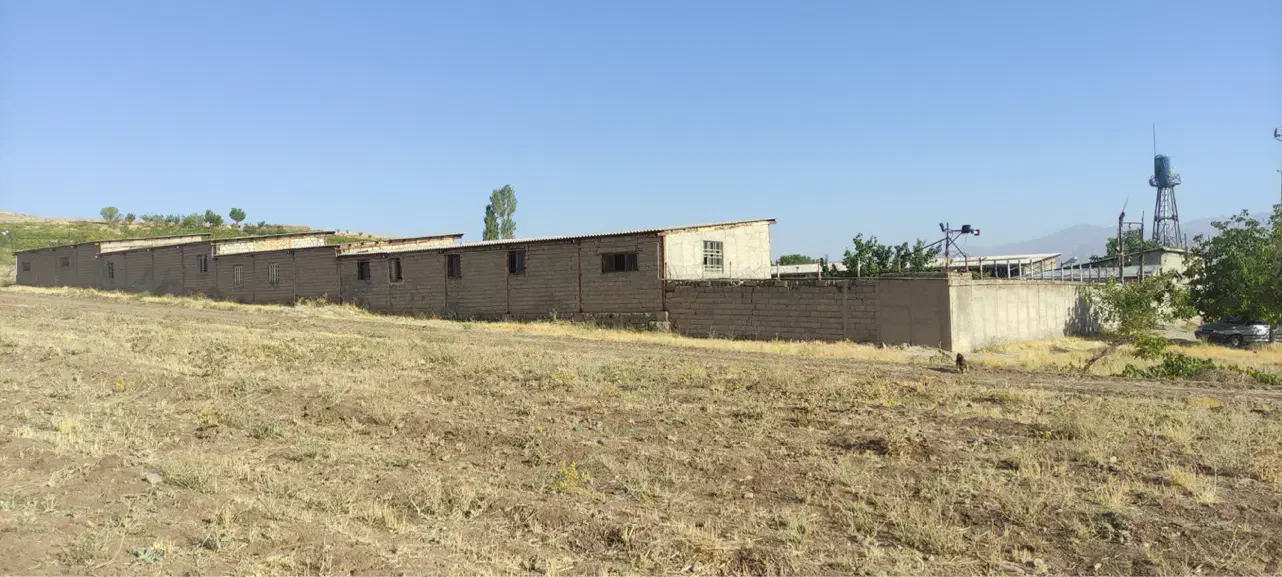 گاوداری شیری ۱۰۰ راسی + ۳/۵ هکتار زمین و باغ|فروش دفتر صنعتی، کشاورزی، تجاری|خرمدره, |دیوار