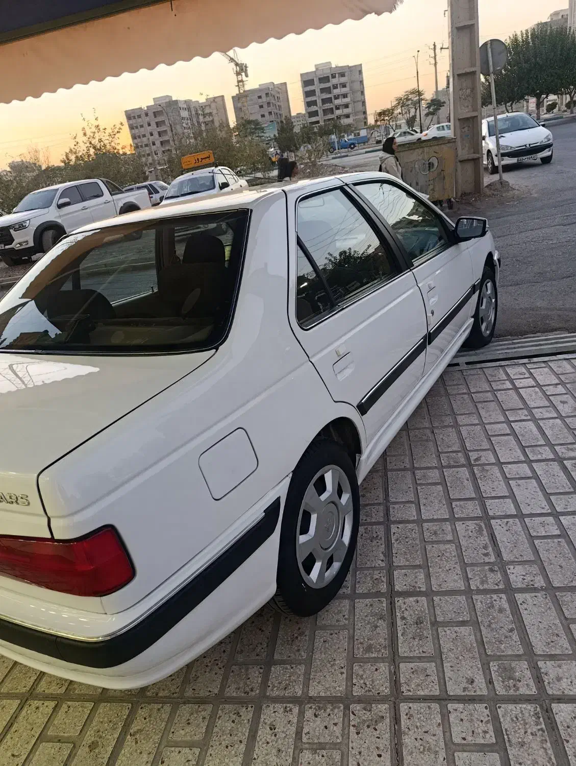 پرشیاموتورجدیدمدل402|خودرو سواری و وانت|اسلامشهر, شهرک واوان|دیوار