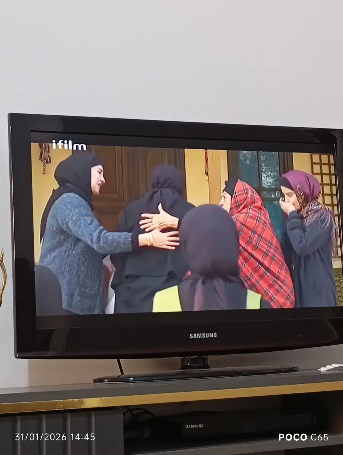 تلویزیون 32سامسونگ|تلویزیون و پروژکتور|ساوه, |دیوار