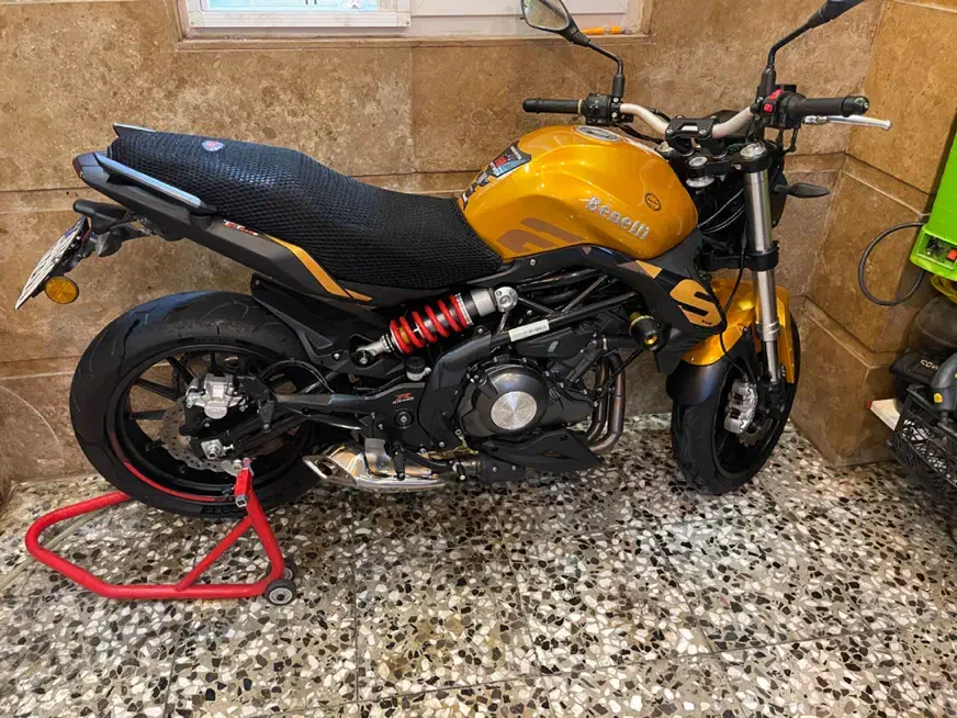 موتور بنلی جفت ۳۰۰در حد صفر|موتورسیکلت|قائمشهر, |دیوار