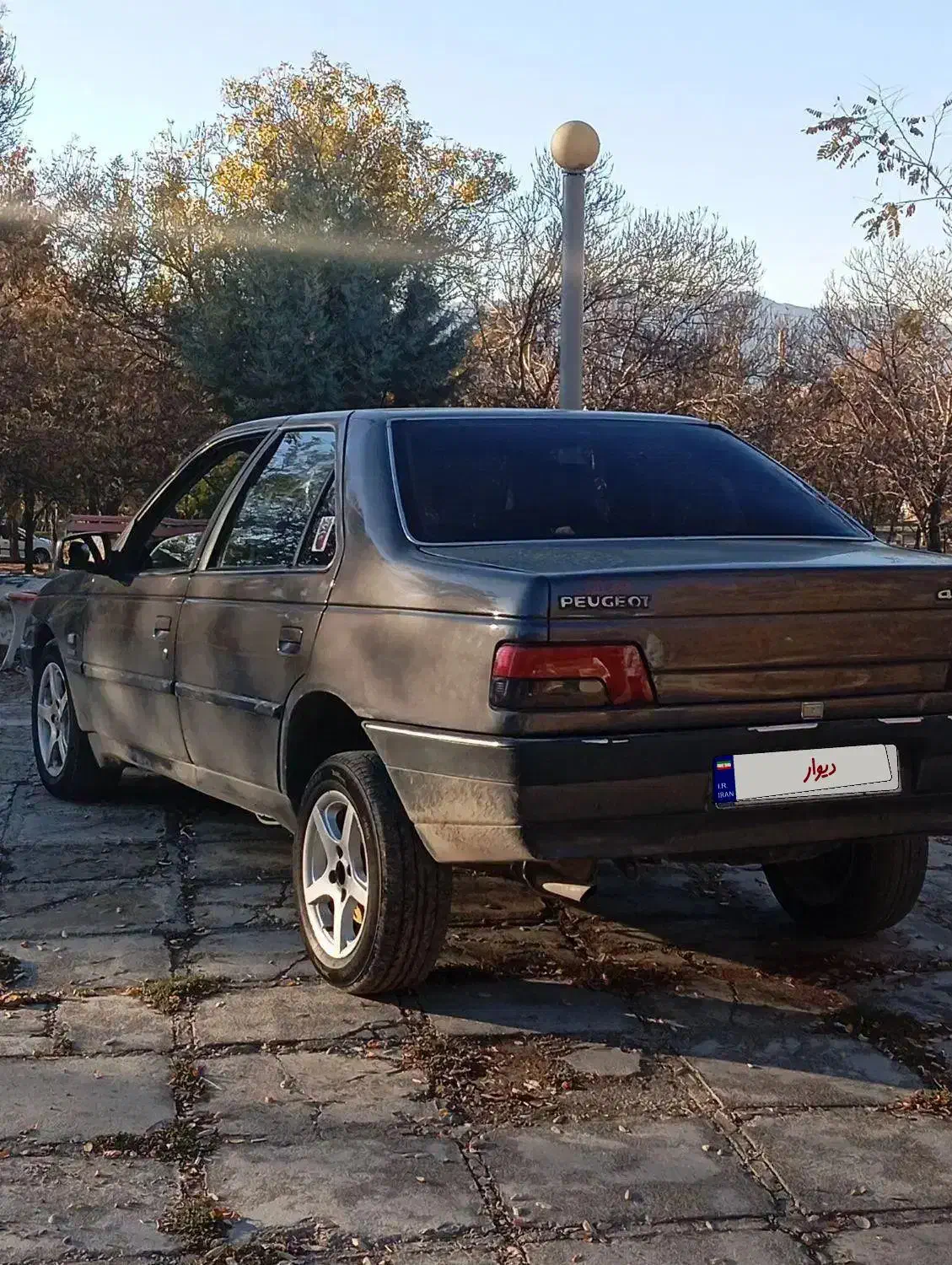 405مدل 81|خودرو سواری و وانت|مریوان, |دیوار