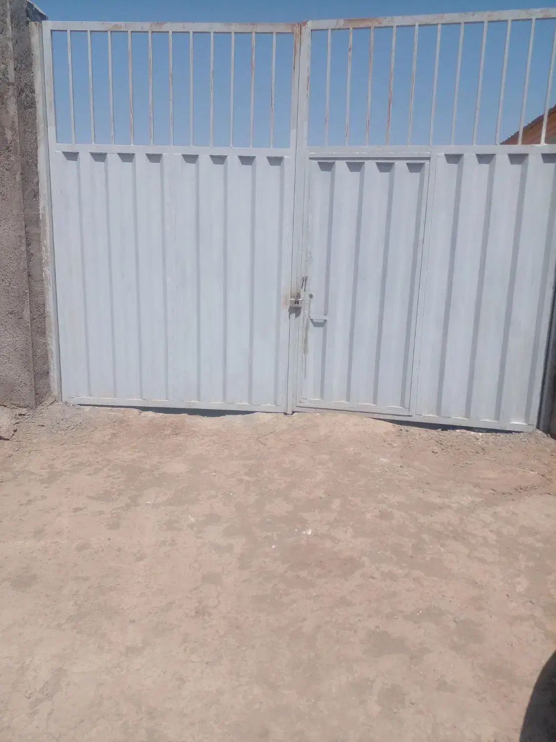 چهار دیواری به همراه دفتری جهت اجاره|اجارهٔ دفتر صنعتی، کشاورزی، تجاری|قنوات, |دیوار