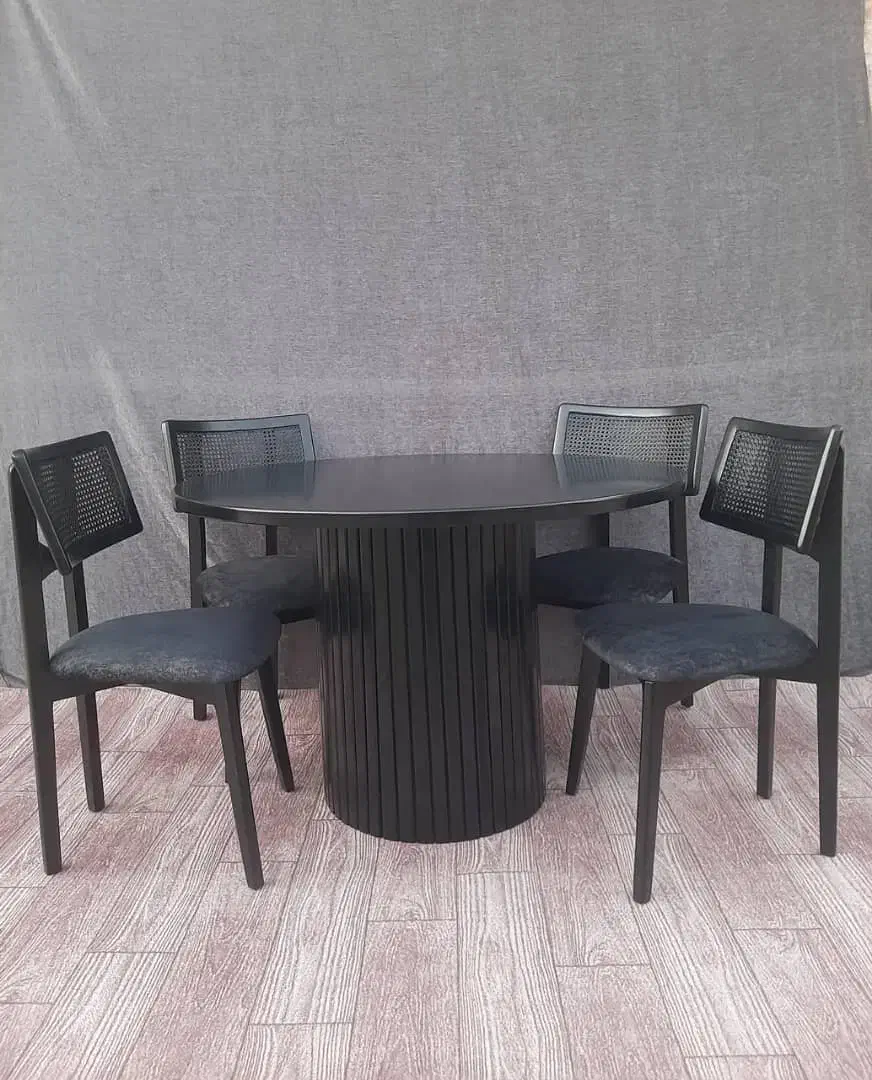 میز وصندلی ناهارخوری پشت حصیری|میز و صندلی غذاخوری|تهران, سید خندان (جلفا)|دیوار