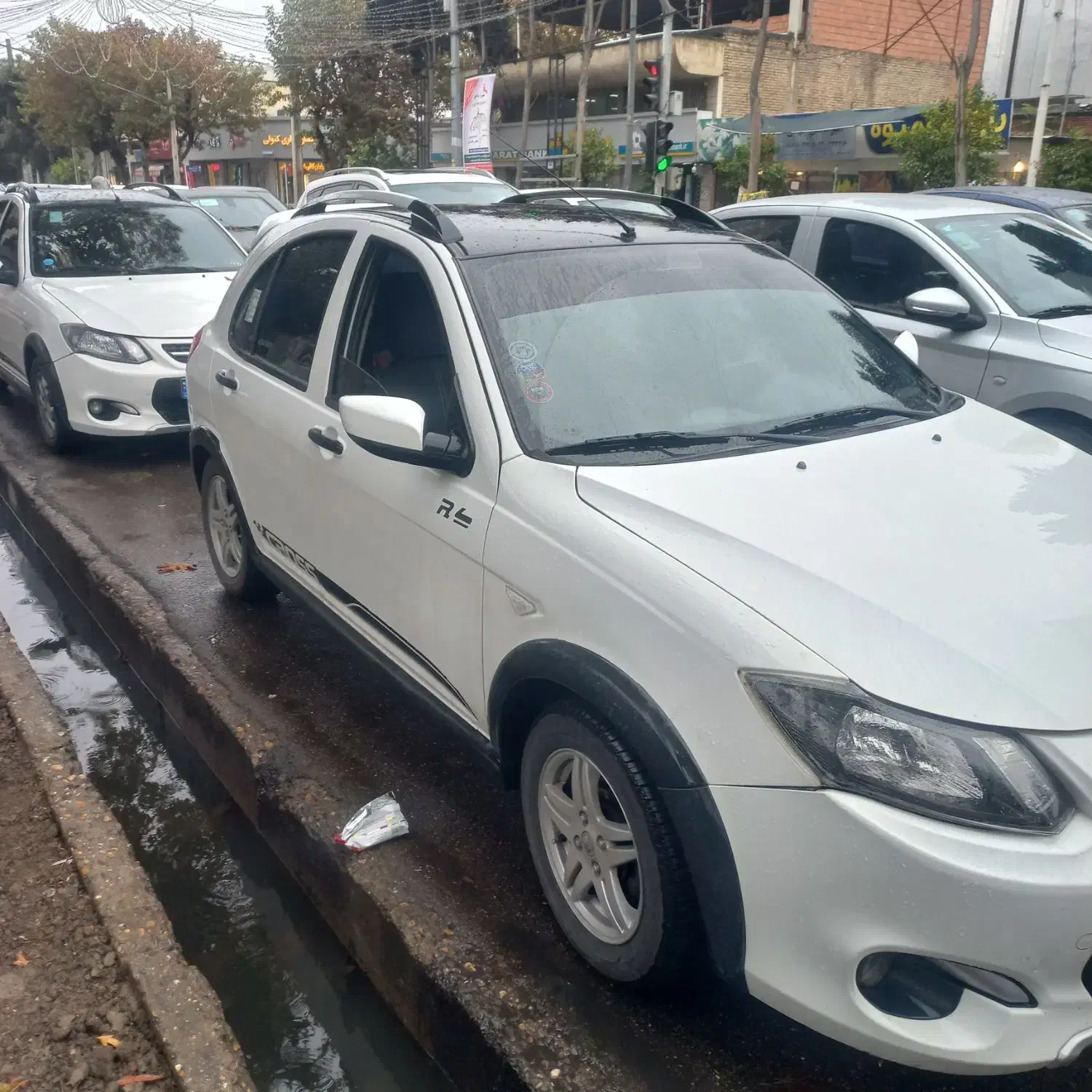 کوییک آر ۱۴۰۰ سقف مشکی رینگ اسپرت|خودرو سواری و وانت|گنبد کاووس, |دیوار