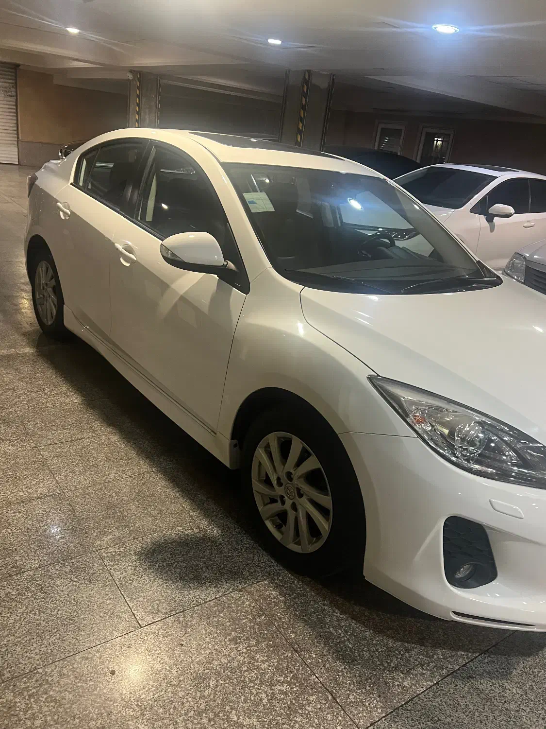 مزدا ۳ نیو|خودرو سواری و وانت|تهران, ولنجک|دیوار