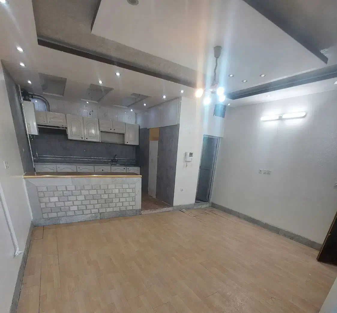 اداری/50 متر/تک خواب/بر خیابان کاوه|اجارهٔ دفتر کار، اتاق اداری، مطب|اصفهان, بهارستان (مخابرات)|دیوار