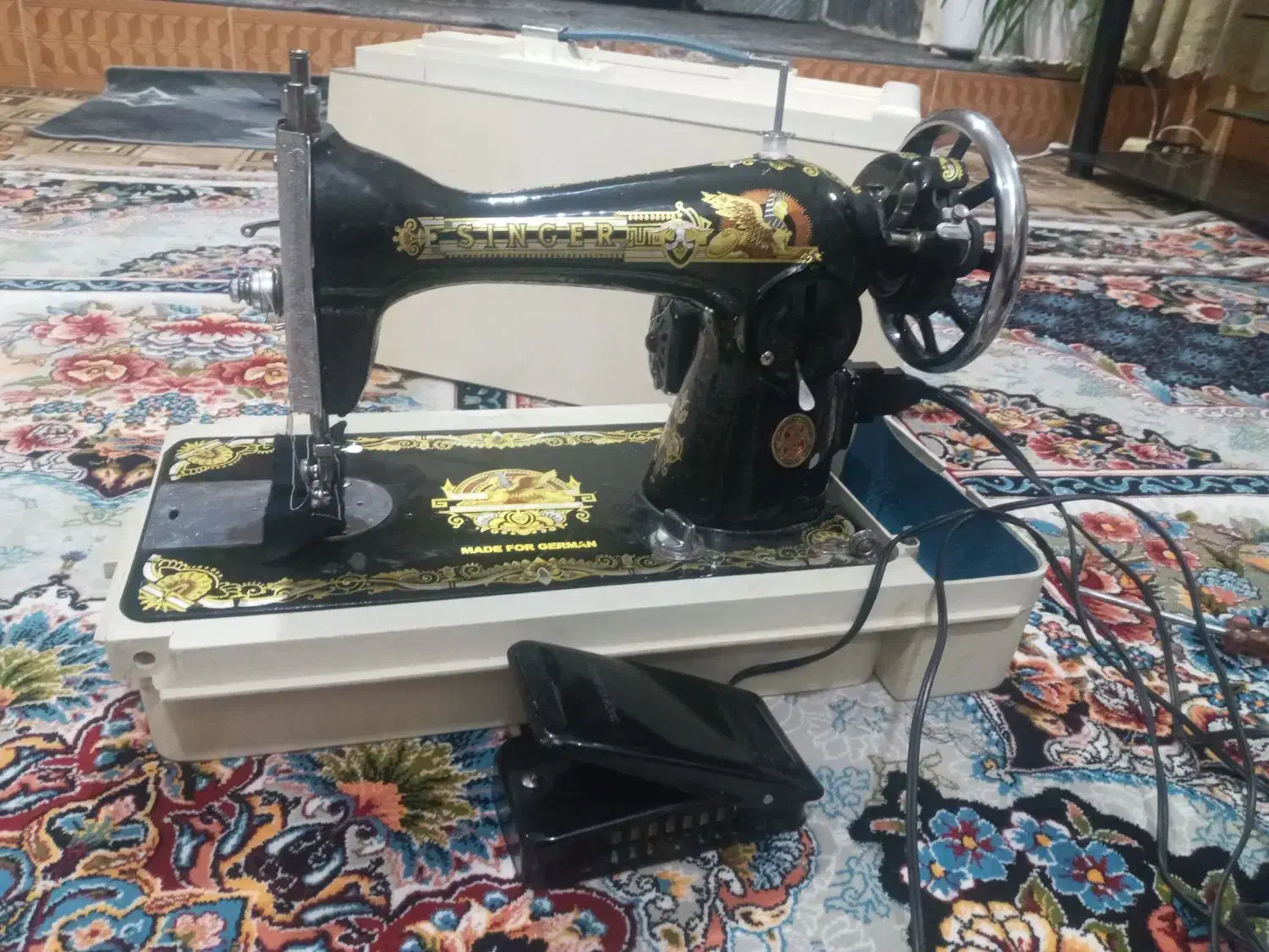 چرخ دستی وبرقی|چرخ خیاطی و ریسندگی|دره شهر, |دیوار