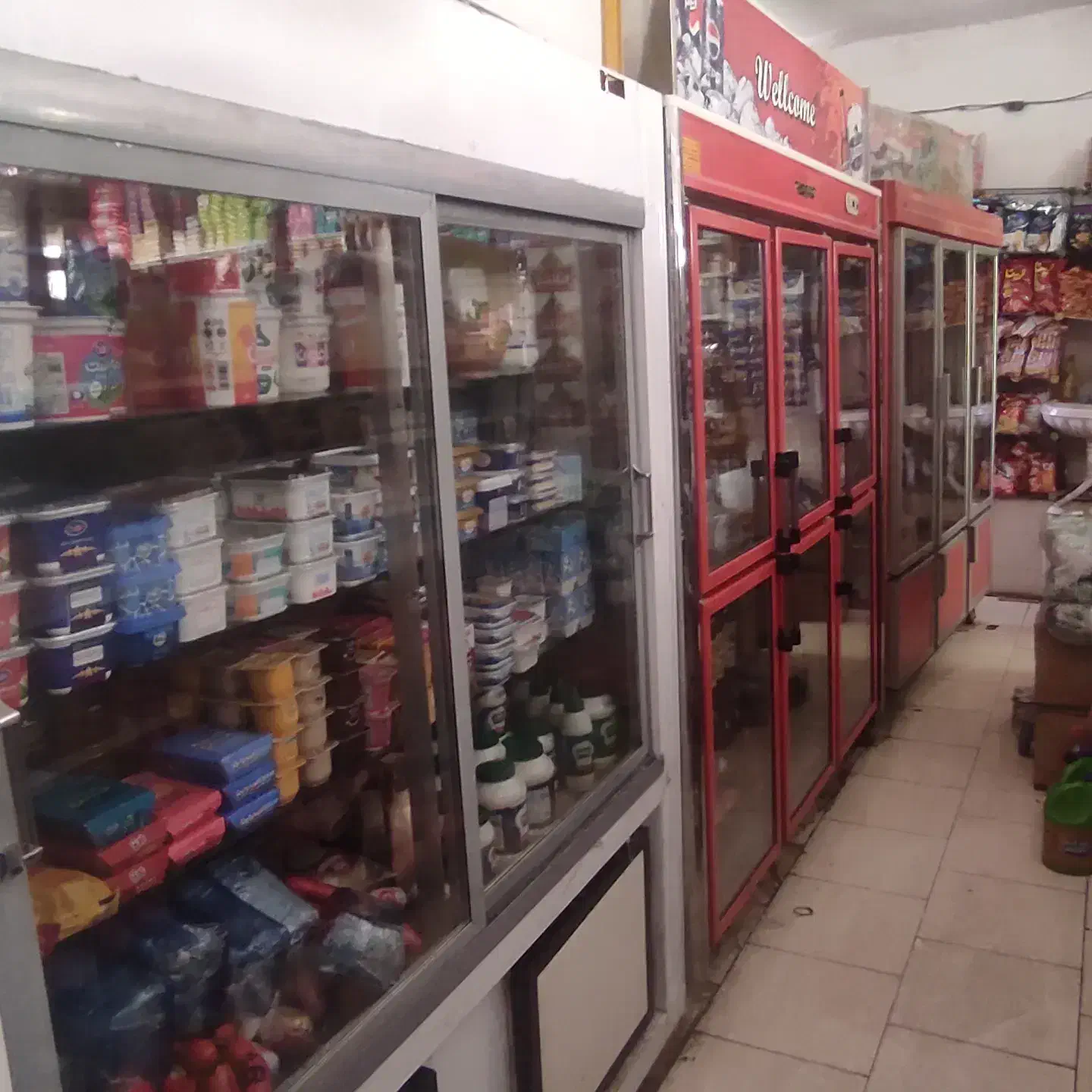 نیروی کار در مغازه|استخدام خدمات فروشگاه و رستوران|بم, |دیوار