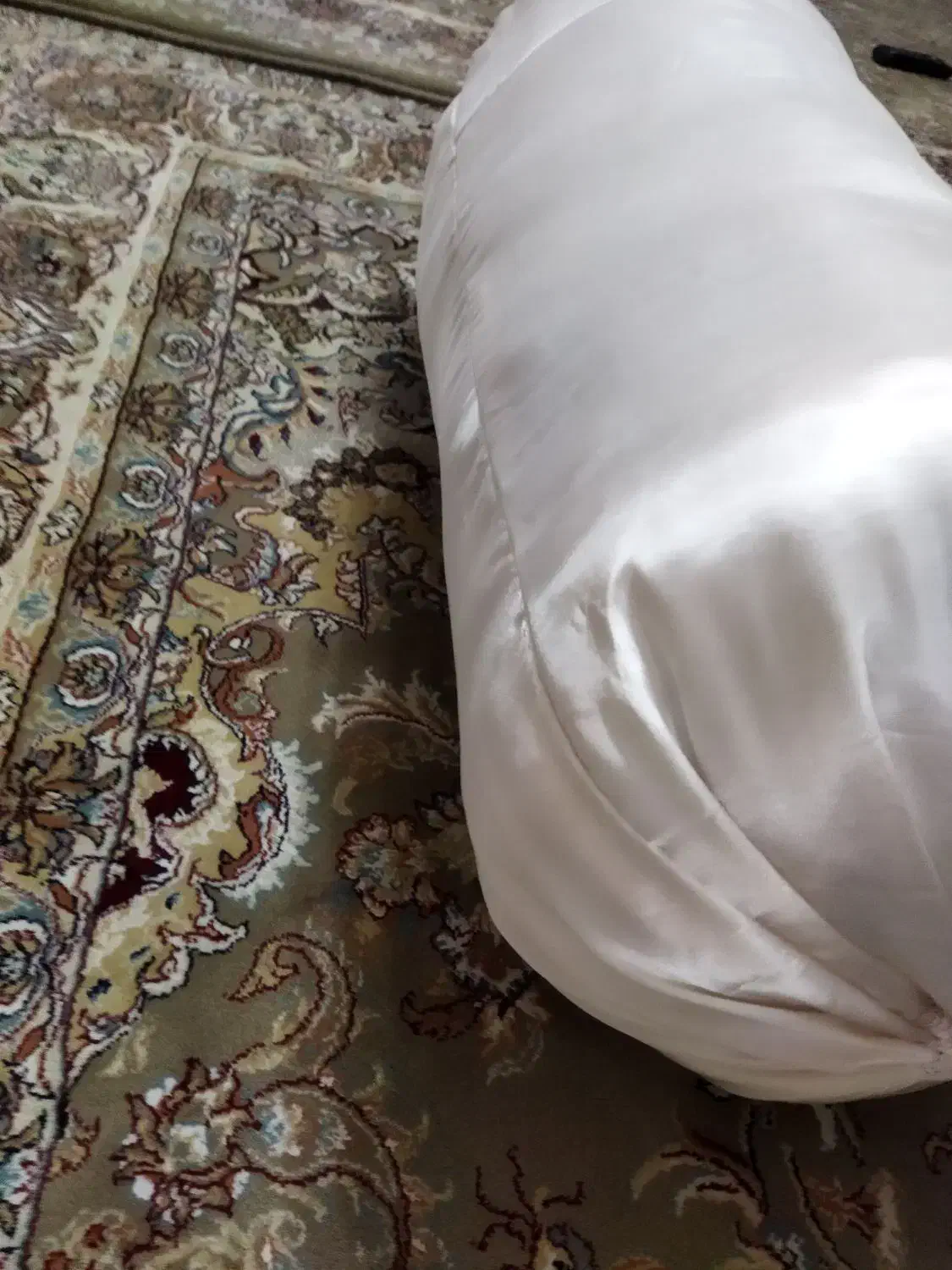 متکا|رختخواب، بالش، پتو|رشت, فرزانه|دیوار